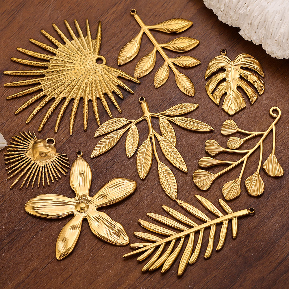 Embellishment Crafts - 5 Buah Liontin Bunga Daun Besar