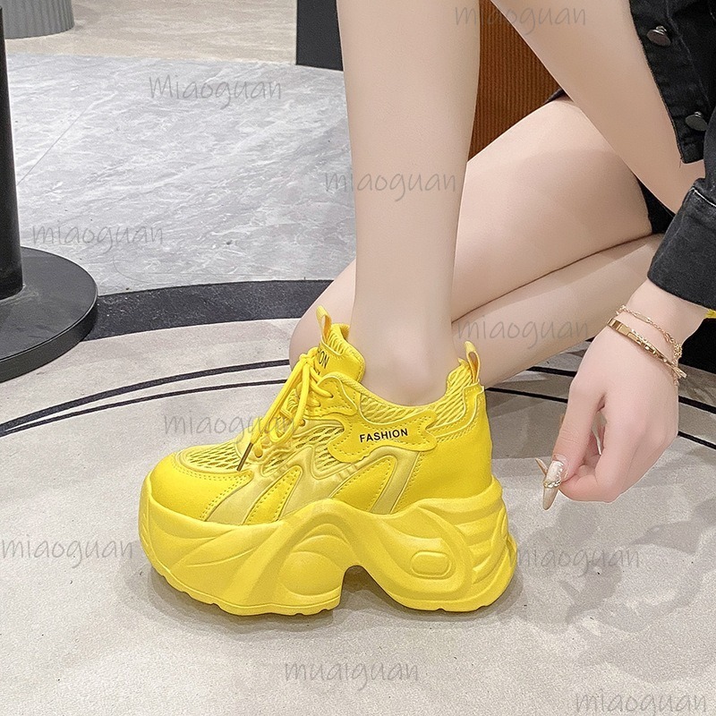 Guipure Lace Panel - Sepatu Platform Chunky Bersirkulasi Jaring Wanita
