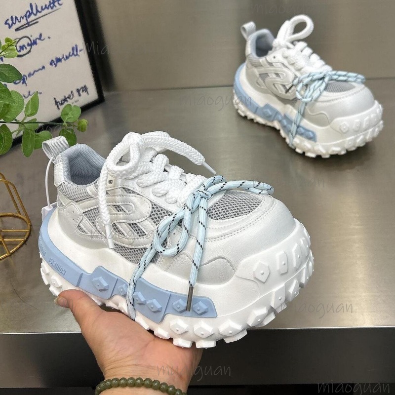 Sepatu Sneakers Platform Chunk - Guipure Lace Panel ulasan dan harga
